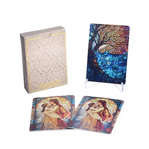 Baraja de Cartas Oráculo Personalizadas con Temática de Dubái, Arte en Vidrio con Estampado Dorado, Caja de Papel Ecológica - Product Image 1