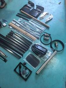 Pour <span class=keywords><strong>Mercedes</strong></span> Benz ancien modèle amélioré avec nouvelle <span class=keywords><strong>garniture</strong></span> <span class=keywords><strong>de</strong></span> carrosserie, feux arrière, bouchon <span class=keywords><strong>de</strong></span> réservoir <span class=keywords><strong>de</strong></span> carburant, feux <span class=keywords><strong>de</strong></span> freinage montés en hauteur - Product Image 3