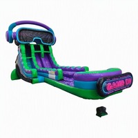 Tobogán Acuático Inflable de PVC de 18 pies GameWave de Doble Carril y Área de Juegos Acuáticos Comercial Híbrida