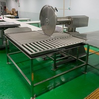 Machine d'abattage de lapin halal pour la découpe de viande de chèvre congelée industrielle automatique domestique équipement de boucherie de poulet au Pakistan