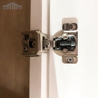 Armoires américaines modernes en bois massif prêtes à assembler Armoires de cuisine modulaires blanches avec accessoires de fermeture en douceur DTC
