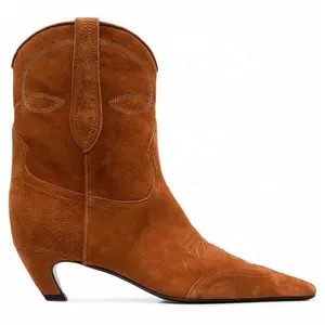 Botas femininas de couro de alta qualidade, botas Chelsea de camurça de salto baixo tendência da moda