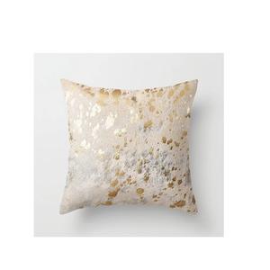 Coussin de décoration moderne en coton doré brillant fait à la main couleur or en forme de rectangle pour la décoration de la maison et du salon - Product Image 3