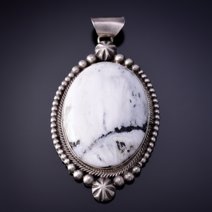 Colgante de plata turquesa de Búfalo Blanco de Scott Skeets 4L25K para ajuste de bisel de Fiesta infantil incrustaciones símbolo religioso hindú - Product Image 1