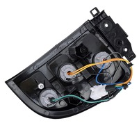 Lampu Belakang 4x4 untuk Toyota Rav4 1998 1999 2000 Lampu Sein Belakang Mundur Rem Stop Lampu Belakang Mobil