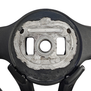 Volant alcanatara modifié en fil rouge en fibre de carbone noire pour Mercedes Benz A GLA B GLB C GLC E GLE CLS ZC-809-YD-T96-F - Product Image 4