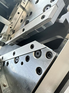 สายการผลิตเชื่อมและทำความสะอาดอัตโนมัติประสิทธิภาพสูงสำหรับประตูและหน้าต่างพลาสติก - Product Image 5