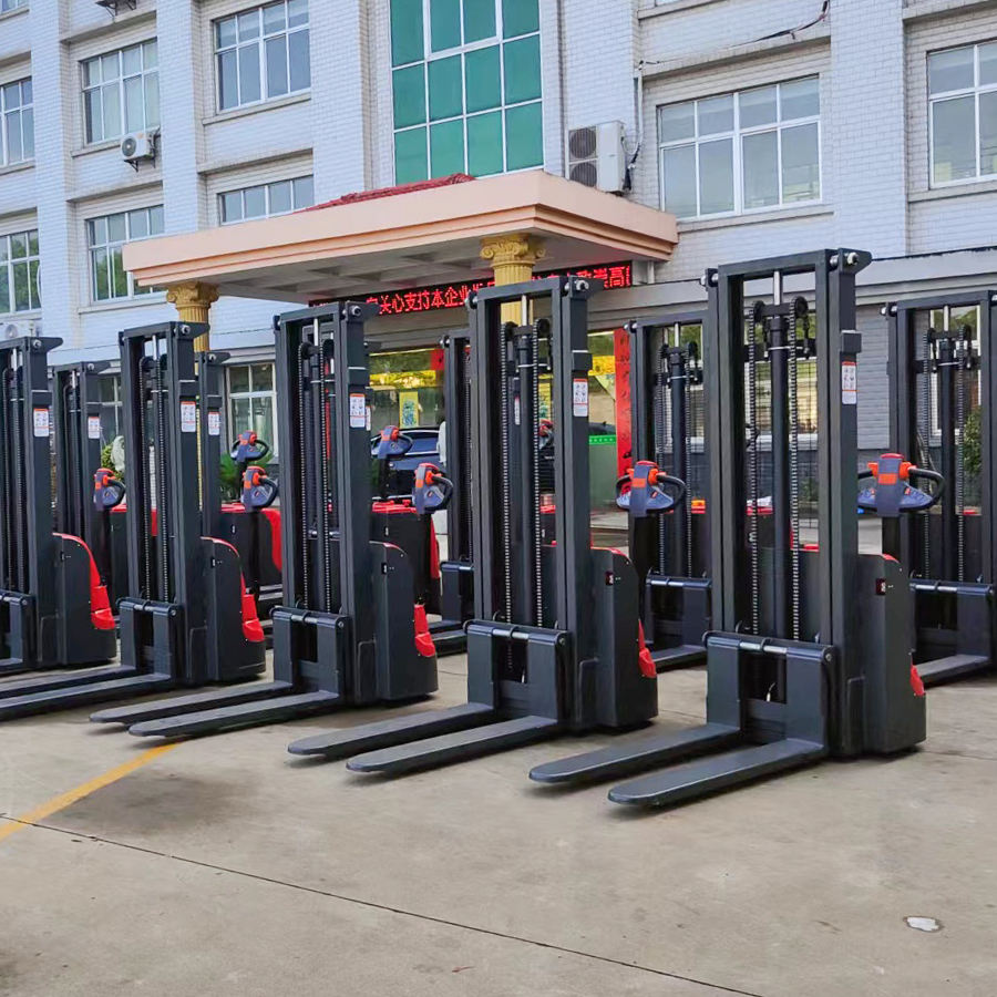 walk behind forklift