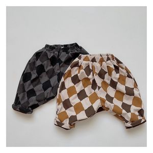 Pantalones de Invierno para Bebé, Cálidos, con Diseño de Cuadrícula de Diamantes, Pantalones Casuales Unisex para Recién Nacidos - Product Image 1