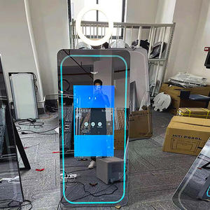 UNIV Photomaton rétro en or métallique avec miroir magique, cadre en bois, design de ballon, équipement professionnel pour événements, location de paquets - Product Image 3