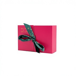 Boîte <span class=keywords><strong>cadeau</strong></span> <span class=keywords><strong>de</strong></span> Noël rouge personnalisée en gros avec nœud en satin vert, boîte rigide à double porte pour chocolats, bonbons et biscuits <span class=keywords><strong>de</strong></span> fêtes - Product Image 2