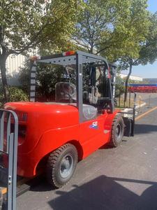 HELI 건설산업용 새로운 5 톤 CPCD50 디젤 지게차 3 단 마스트 시트 운전자형 - Product Image 5