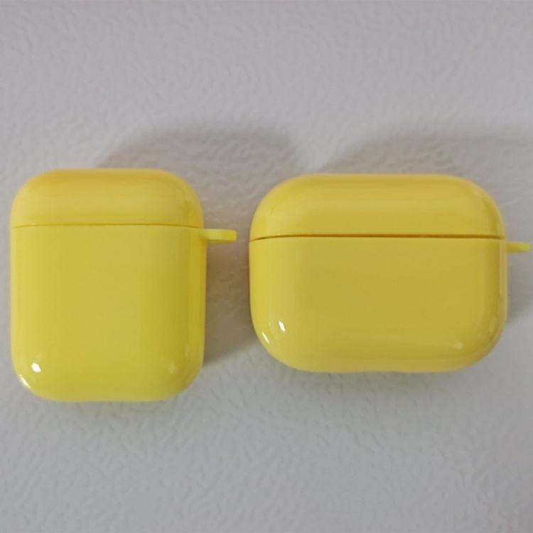 สีเหลืองอ่อน