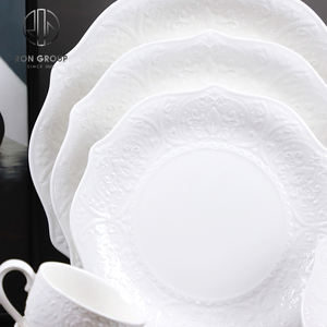 Ensemble de <span class=keywords><strong>vaisselle</strong></span> en céramique ronde blanche de qualité supérieure en gros, motif en relief, pour hôtel et restaurant - Product Image 1