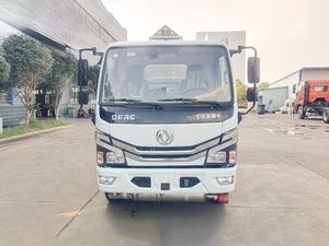 Camión Cisterna Dongfeng 3000L para Suministro de Combustible en Zonas Rurales, Emisión Especial Personalizada, Hecho en China, Certificado ISO y CCC - Product Image 3