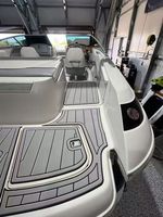 Plateforme de bain et de surf Monterey 238 SS 2018, tapis de pont en mousse EVA imitation teck, SeaDek MarineMat Gatorstep, auto-adhésif