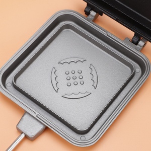 Cast Iron <b>Waffle</b> Jaffle <b>Maker</b> with Detachable Wooden Handles Kitchen Cooking Pan for Homemade Breakfast - Product Image 3