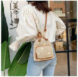 Las mujeres coreanas señoras <span class=keywords><strong>Mini</strong></span> pequeño bordado de Daisy paja mochila hecho a mano lindo Crochet playa tejida de viaje bolsa - Product Image 6