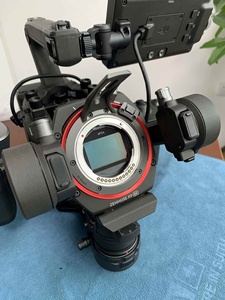 Cámara <span class=keywords><strong>de</strong></span> <span class=keywords><strong>Cine</strong></span> DJI Ronin 4D-8K con Gimbal Zenmuse X9-8K, 90% Nueva - Product Image 2