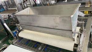 Nouvelle machine à garniture <span class=keywords><strong>pour</strong></span> pain, toast, gâteau et <span class=keywords><strong>tarte</strong></span> avec acier inoxydable 304 et fonction programmable <span class=keywords><strong>pour</strong></span> saupoudrer des graines, des sels, des noix hachées - Product Image 6