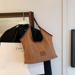 Women's Woven Straw <b>Tote</b> Handbag Large Capacity <b>Zip</b> Closure Waterproof Pillow Shape Shoulder Bag for Female Tanjing - Product Image 4