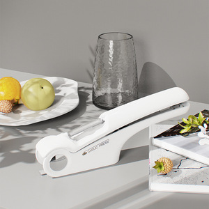 ที่บดกระเทียมแบบมือหมุน เกรดอาหาร สำหรับบด หั่น ปอกเปลือกกระเทียม - Product Image 3