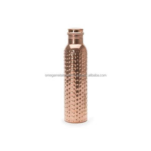 Botella de agua martillada de calidad elegante con tapa para uso doméstico y uso en oficina en metal de cobre - Product Image 3