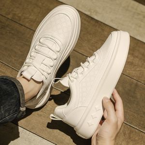 Chaussures pour hommes White Boy - Nouvelles chaussures de basket décontractées respirantes pour hommes printemps-hiver 2025 - Blanc avec semelles épaisses antidérapantes - Product Image 3