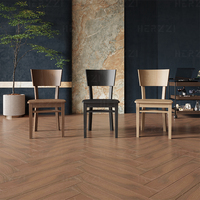 Chaises de salle à manger et de restaurant confortables à dossier haut pour coiffeuse de salon de café avec siège de cadre