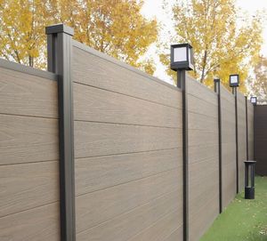 Painéis decorativos <span class=keywords><strong>LED</strong></span> <span class=keywords><strong>Light</strong></span> para fácil instalação ao ar livre WPC Privacy Fence Modelo 3D com alumínio metálico para jardas e paredes - Product Image 5