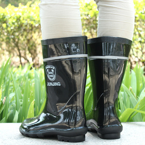 รองเท้าบูทกันน้ำสำหรับผู้ชาย Junjing แบบหุ้มข้อกลาง สีดำล้วน สำหรับงานอุตสาหกรรม เหมืองแร่ ป้องกันการลื่น ทนทานต่อการสึกหรอ - Product Image 3