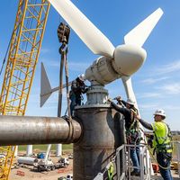 10KW Horizontaler Windgenerator 220V 240V 2,5m/s Startgeschwindigkeit 11m/s Nenngeschwindigkeit 6,5m Rotor NdFeB PMSG IP54 für Privathaushalte