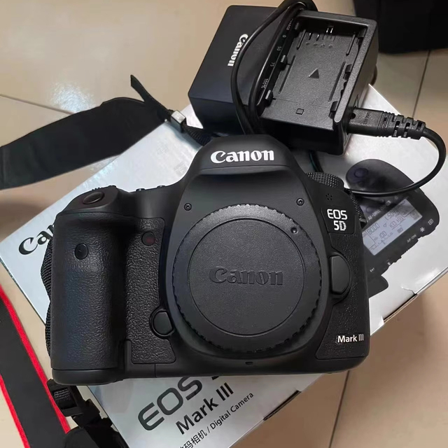 Good Condition Used Ca non Camera 5D3 5D mark 3 SLR Camera Portrait Photography