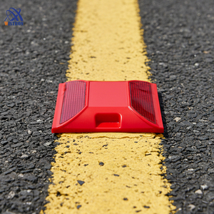 Panneaux <span class=keywords><strong>de</strong></span> signalisation routière réfléchissants en plastique ABS haute visibilité pour <span class=keywords><strong>la</strong></span> sécurité routière - Fabricant <span class=keywords><strong>de</strong></span> marques routières - Product Image 1