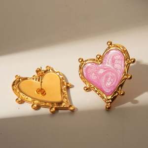 Wholesale Women's High-end Exquisite Jewelry Stainless Steel Gold-plated Retro Fashion love <b>Earrings</b> - Product Image 3