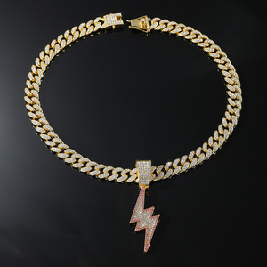 Nouveau Collier Pendentif Éclair Hiphop Personnalisé Vintage Plaqué Or en Alliage pour Hommes, Bijoux Tendance 2026, Vente Chaude - Product Image 2