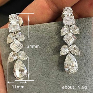 Orecchini in Cristallo Trasparente per Donne, Stile Ghiacciato, Eleganti Accessori per Abiti da Festa - Product Image 5