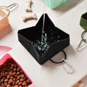 SinSky sıcak satış açık köpek kase Pet katlanır taşınabilir köpek havzası kemer kanca köpek gıda besleyiciler kase silikon katlanabilir su kasesi - Product Image 1