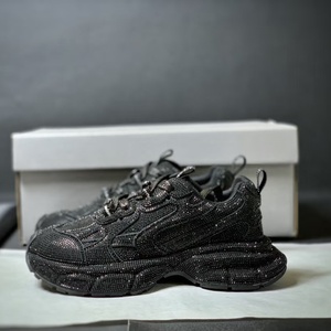 Zapatillas de Deporte de Plataforma de Lujo para Hombre, Impermeables, Transpirables, Antideslizantes, con Diseño de Diamantes Negros, para Deportes al Aire Libre - Product Image 1