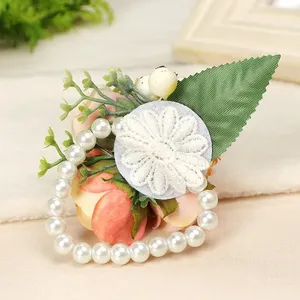 Corsage de poignet fleuri, boutonnière, bracelet de mariage pour homme, corsage pour demoiselle d'honneur et témoin, boutonnière de mariage - Product Image 4