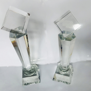 Akzeptieren Sie jedes Design Würfel Kristall Trophäe Business Geschenke Kristall block 3d Kristall würfel Trofeos de Cristal Vidrio Trophy Glass Awards - Product Image 5