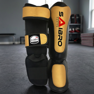 Protège-tibias et protège-pieds en cuir PU personnalisables pour le Muay Thai, le MMA, la boxe, le karaté et l'entraînement en arts martiaux - Product Image 6