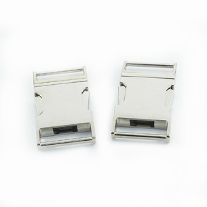 Hebilla de Bloqueo Automático de Aleación de Zinc de 25 mm Plateada para Bolsos, Cinturones, Mochilas, Accesorios de Correas para Mascotas - Product Image 1