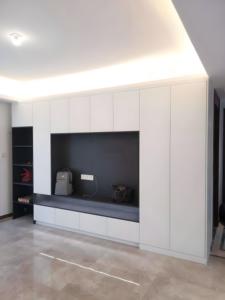 Meuble TV de style moderne et luxueux avec portes en verre Meuble TV à plusieurs niveaux pour le salon - Product Image 3