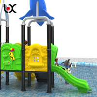 Jeux de parc aquatique amusants piscine toboggan pour enfants à vendre