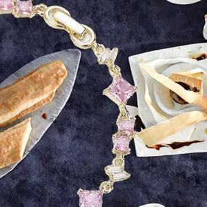 Pulsera de la Amistad de Aleación Chapada en Oro Rosa de 18K con Zirconia para Mujer, Estilo Vintage de Alta Calidad para Aniversario - Product Image 6