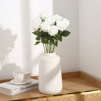Kunstmatige roos met één steel Woonkamer Eettafeldecoraties Zijden bloemen Bruiloft Decoratieve bloemen