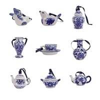 Pendentif en porcelaine bleu et blanc pour le Nouvel An, décoration d'arbre de Noël, pendentif de voiture créatif, petit vase en céramique, ornements