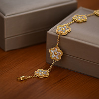 Pulsera Personalizada Starkey de Cinco Hojas de Trébol con Cinco Flores, Chapada en Oro de 14K, Resistente al Agua, con Circonitas, para Mujer, Día de San Valentín