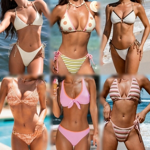 Lot en gros de maillots de bain et bikinis pour femmes, assortiment varié pour l'été et les vacances à la plage - Product Image 4